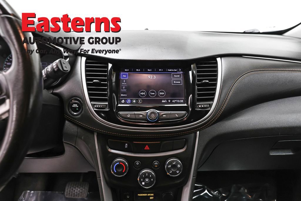 Used 2021 Chevrolet Trax LT w/ Driver Confidence Package image 12