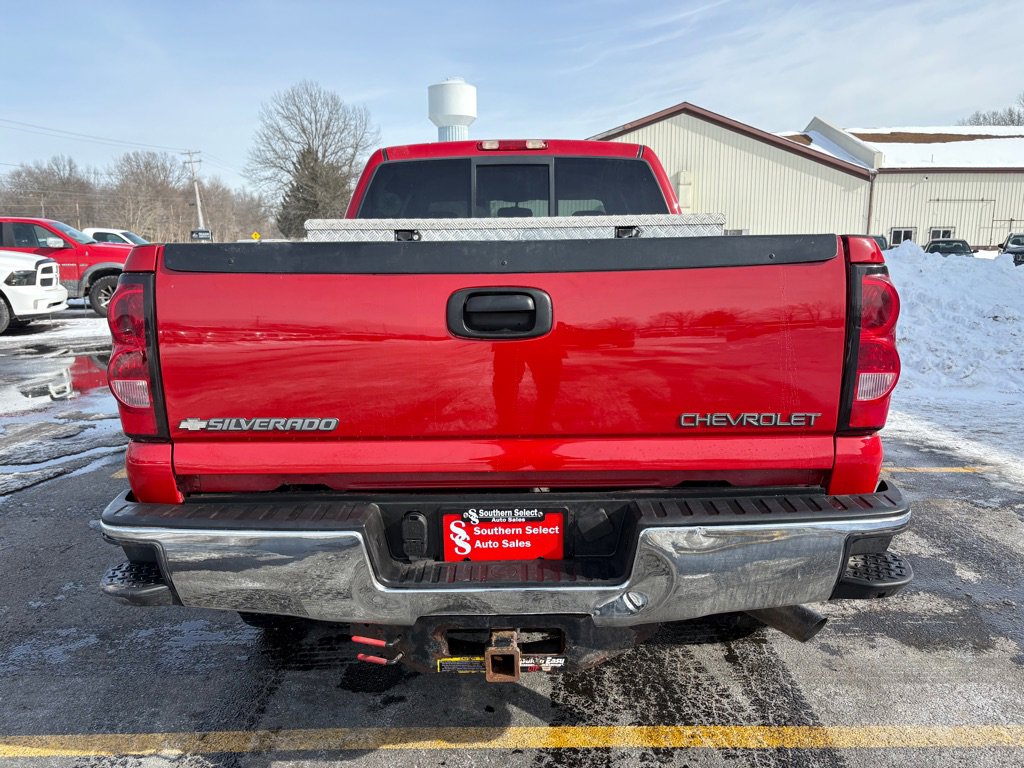 Used 2005 Chevrolet Silverado 2500 LS image 7