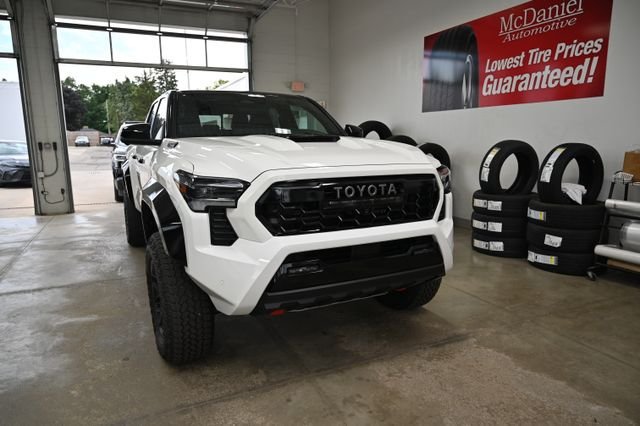 New 2026 Toyota Tacoma TRD Pro AWD/4WD image 3