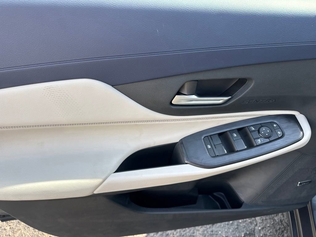 New 2026 Nissan Sentra SL FWD image 13