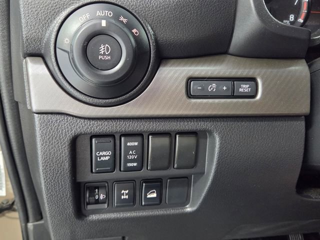 Used 2023 Nissan Titan PRO-4X w/ Pro-4x Convenience Package image 29