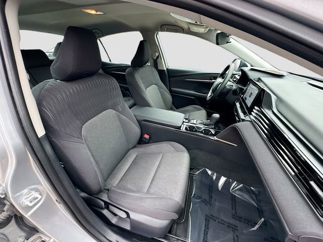 Used 2025 Toyota Camry LE image 26