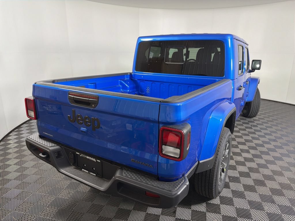 New 2026 Jeep Gladiator Sport AWD/4WD image 18