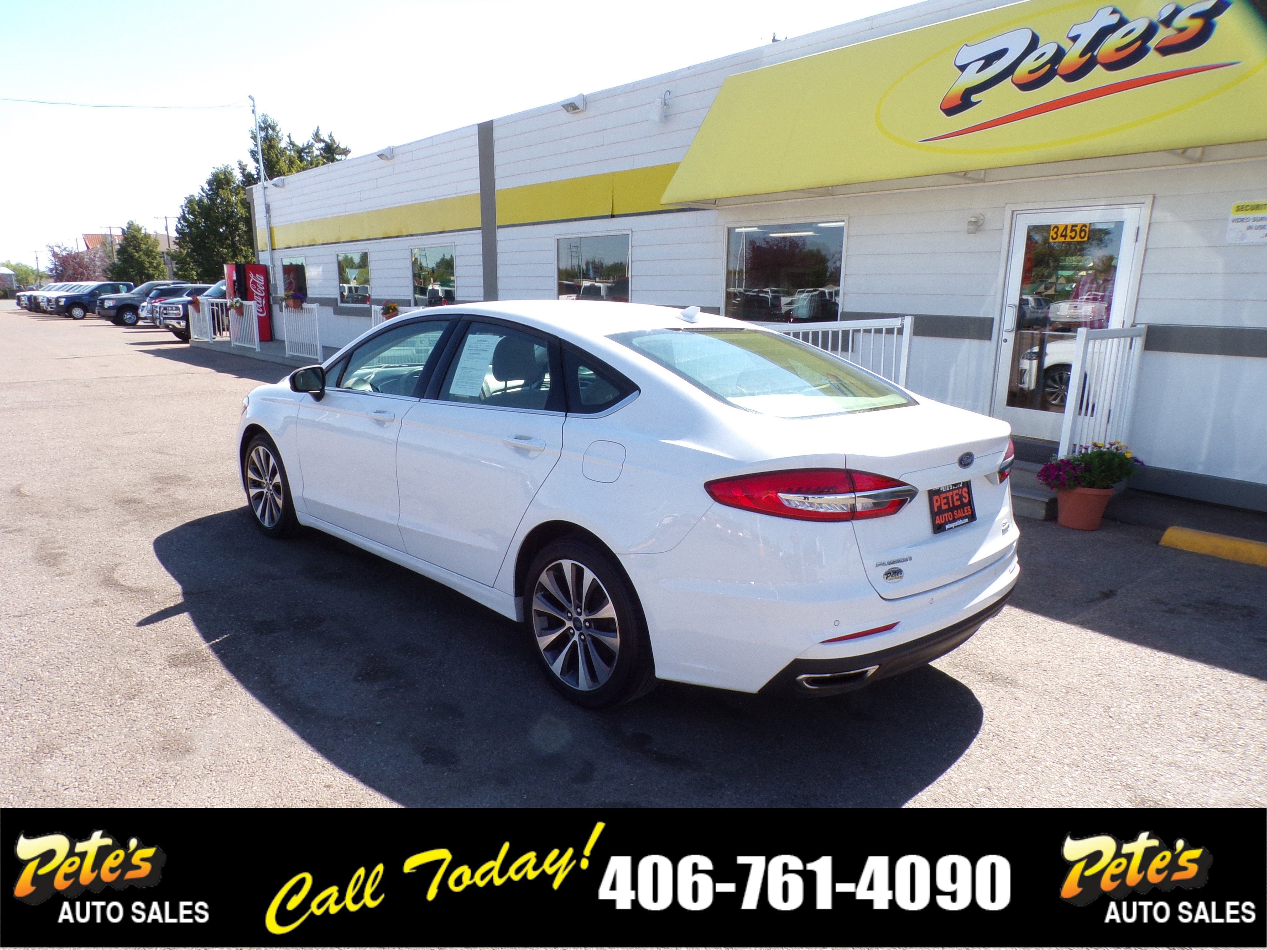 Used 2019 Ford Fusion SE AWD/4WD image 2