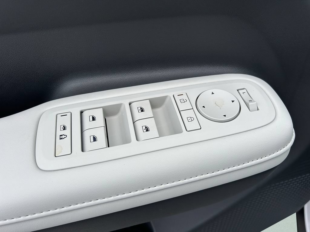New 2027 Hyundai Santa Fe SE FWD image 24