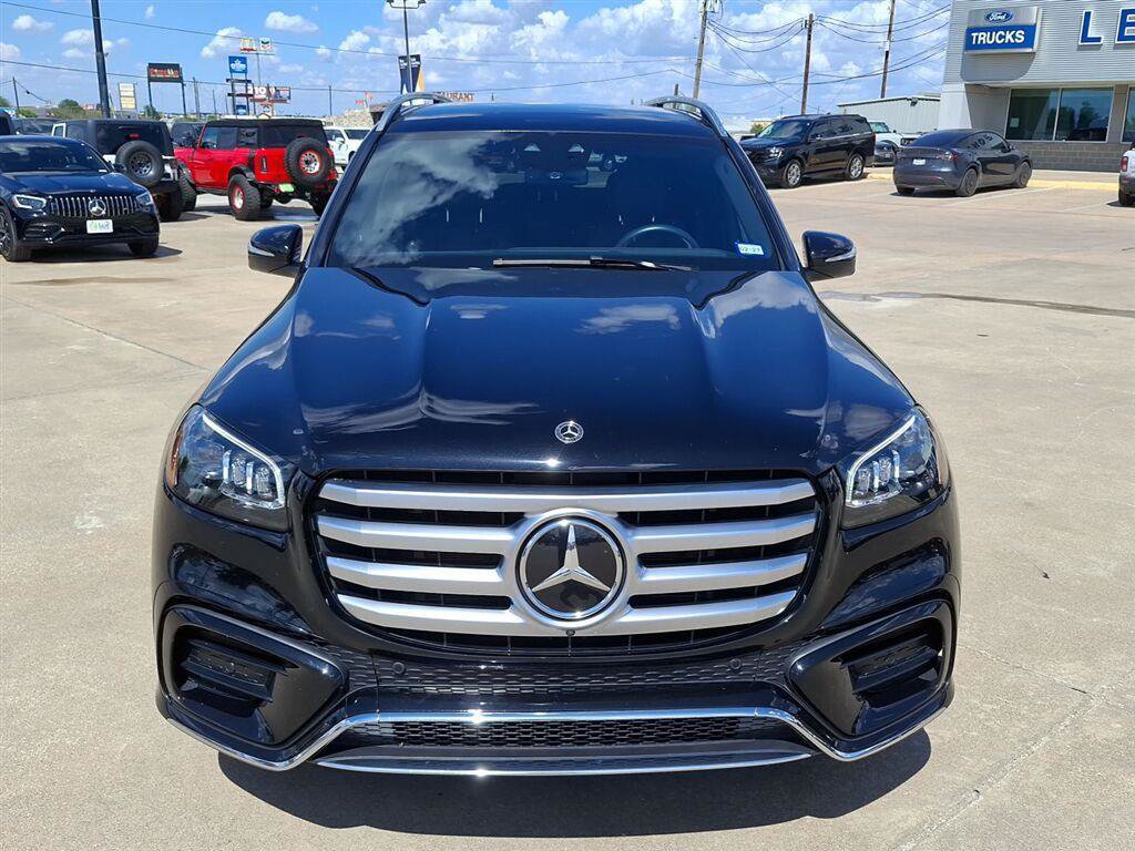 Used 2024 Mercedes-Benz GLS 450 4MATIC image 25