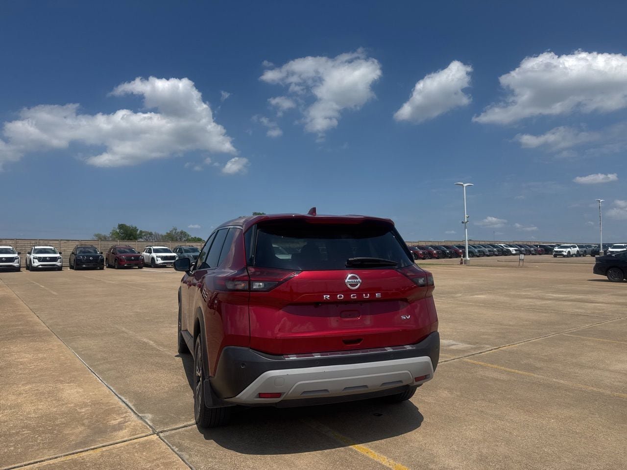 Used 2021 Nissan Rogue SV FWD image 18
