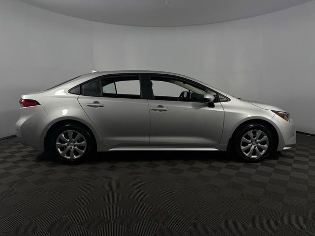 Used 2026 Toyota Corolla LE image 10