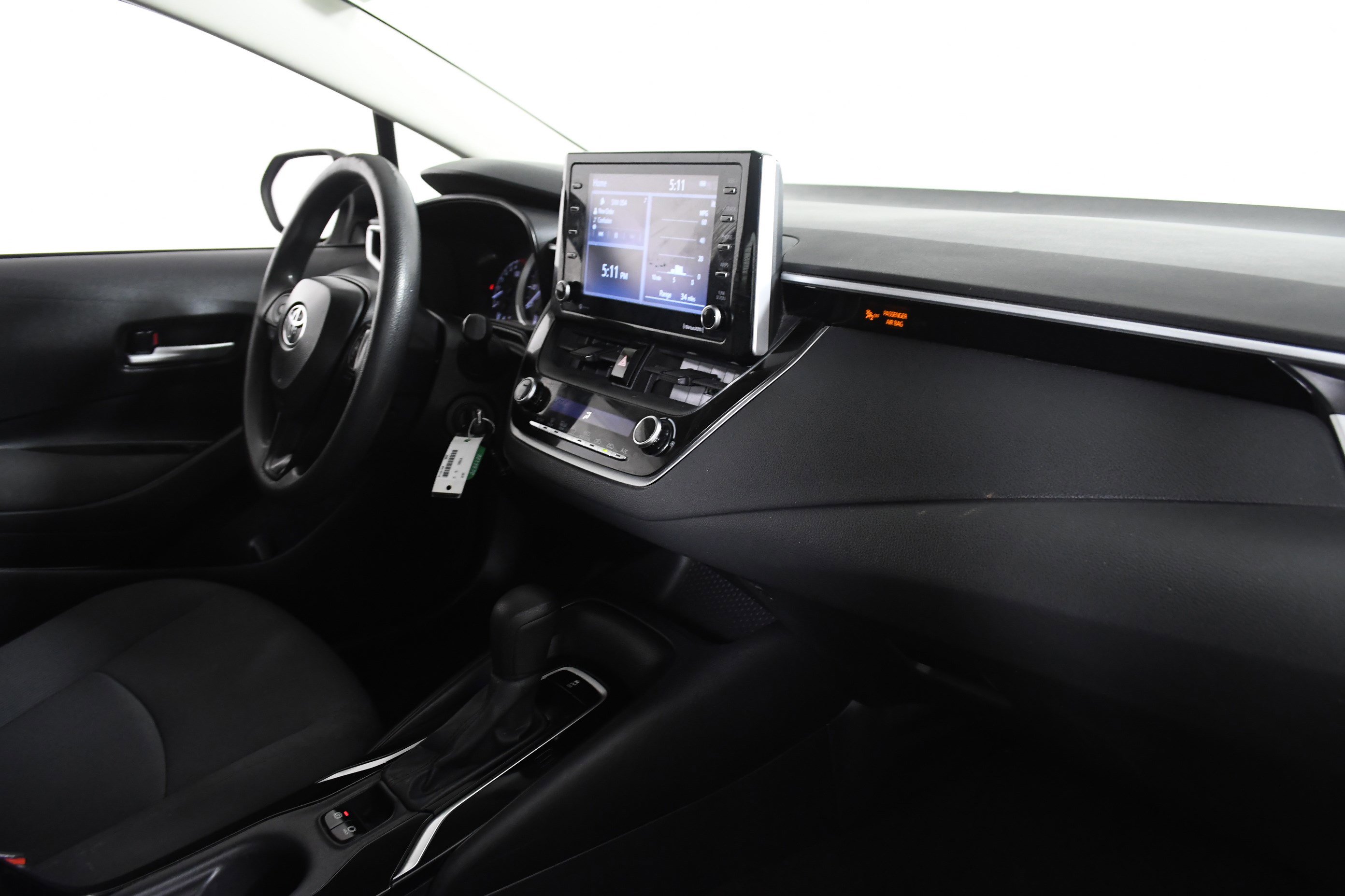 Used 2021 Toyota Corolla LE image 27