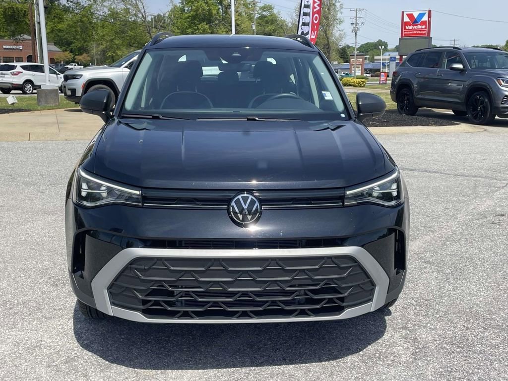 Used 2025 Volkswagen Taos S AWD/4WD image 2