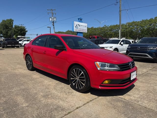 Used 2016 Volkswagen Jetta Sport FWD image 3