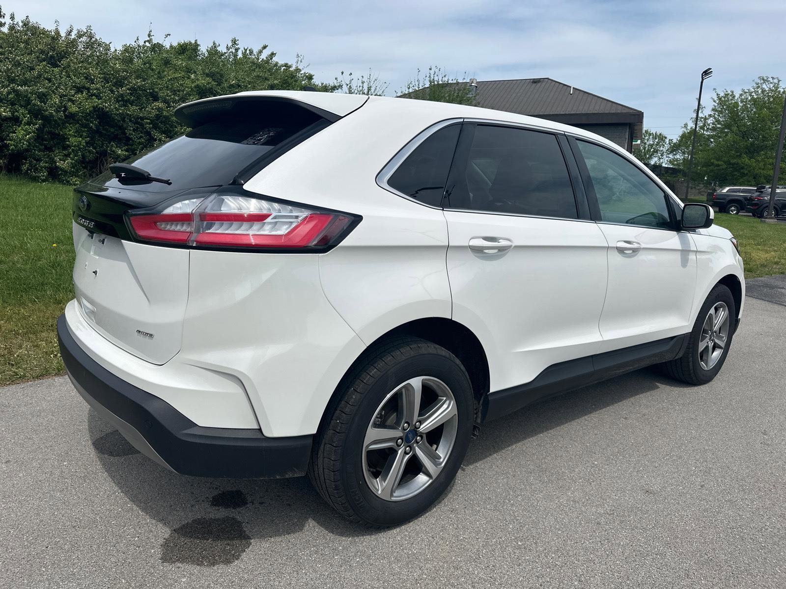 Certified 2022 Ford Edge SEL w/ Convenience Package AWD/4WD image 14