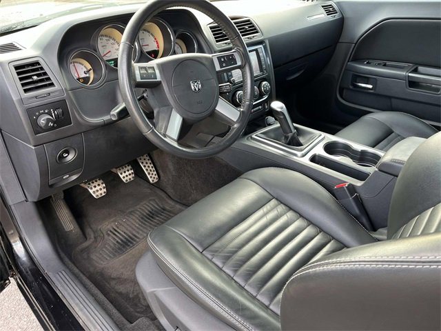 Used 2010 Dodge Challenger R/T image 13