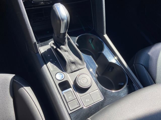 Used 2020 Volkswagen Atlas Cross Sport SEL image 21