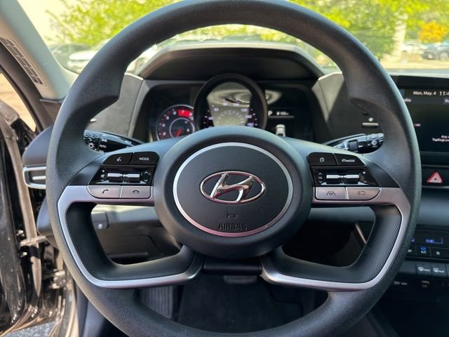 Certified 2023 Hyundai Elantra SEL FWD image 7