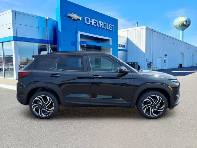 New 2026 Chevrolet TrailBlazer RS w/ Convenience Package AWD/4WD image 2