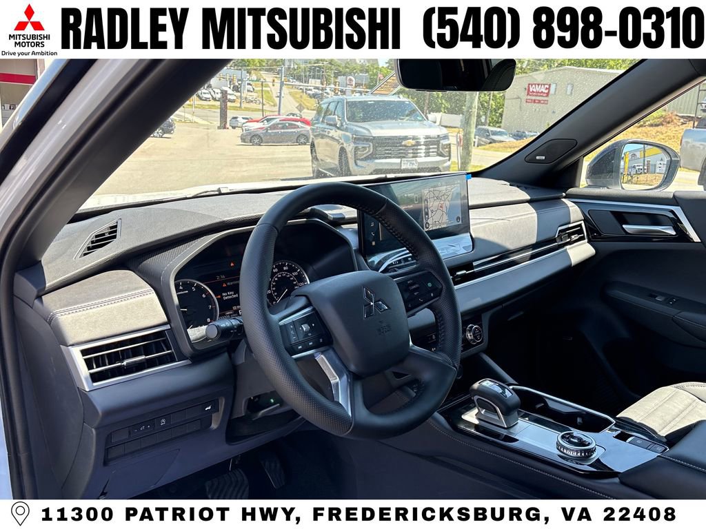 New 2026 Mitsubishi Outlander AWD image 4