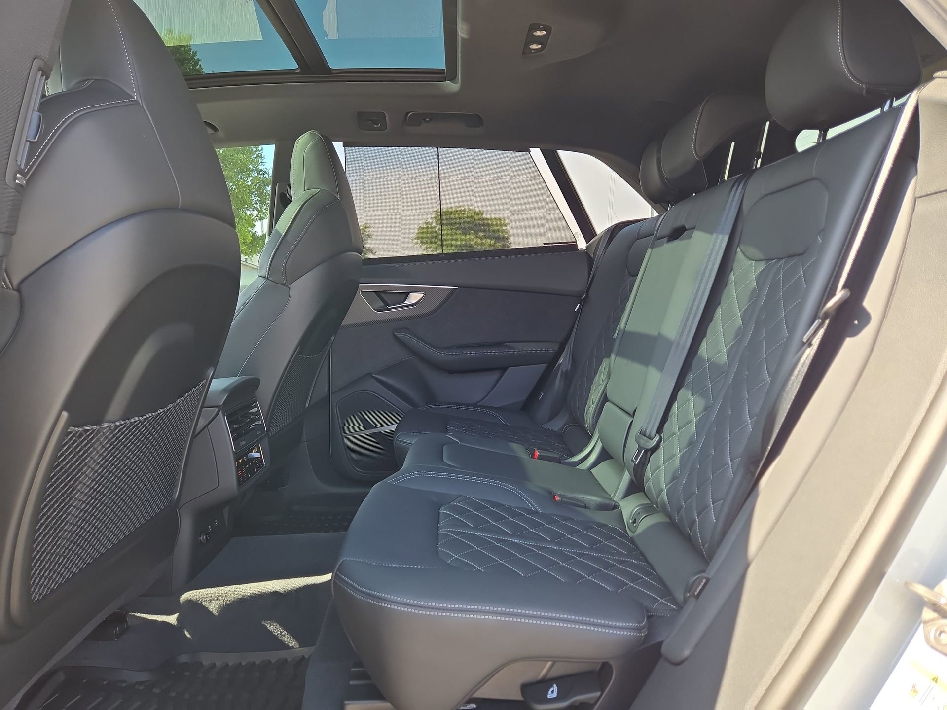 New 2026 Audi SQ8 Premium Plus image 13