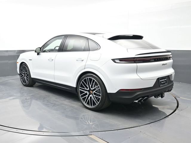 New 2026 Porsche Cayenne E-Hybrid Coupe image 3