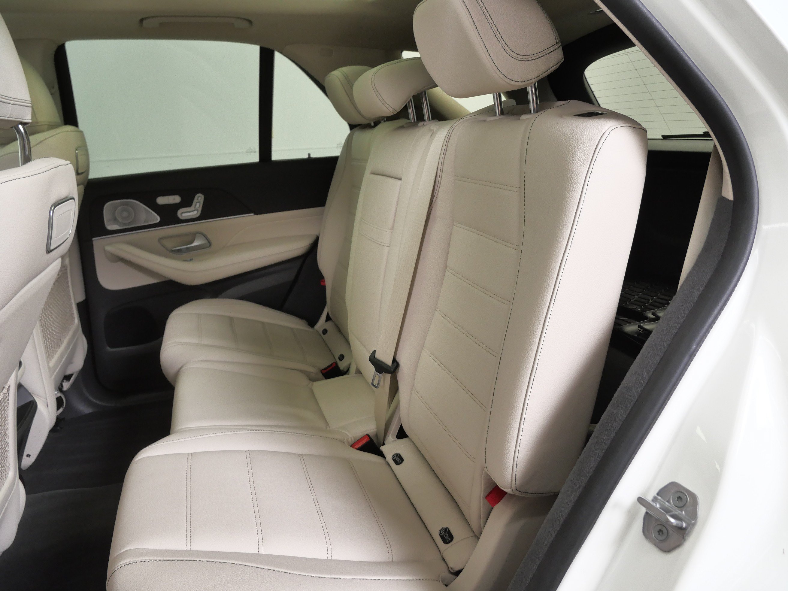 Used 2020 Mercedes-Benz GLE 450 4MATIC image 17