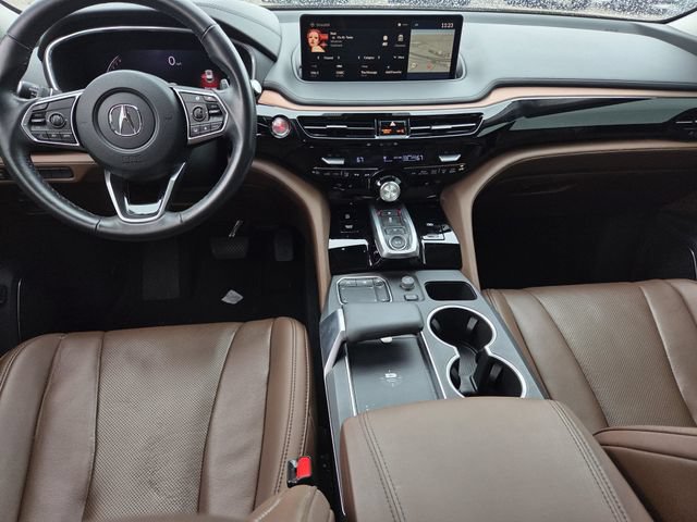 Certified 2023 Acura MDX FWD w/ Technology Package image 8
