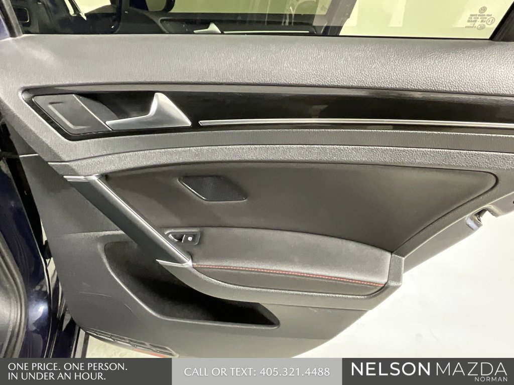 Used 2017 Volkswagen GTI SE image 22