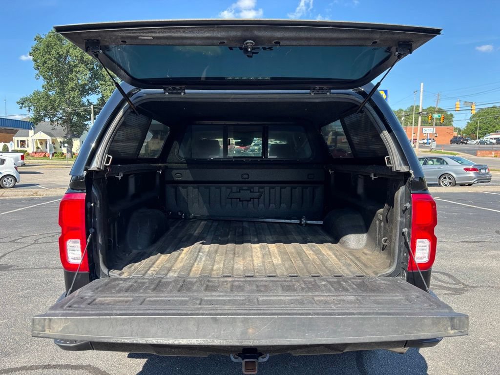 Used 2017 Chevrolet Silverado 1500 High Country AWD/4WD image 11