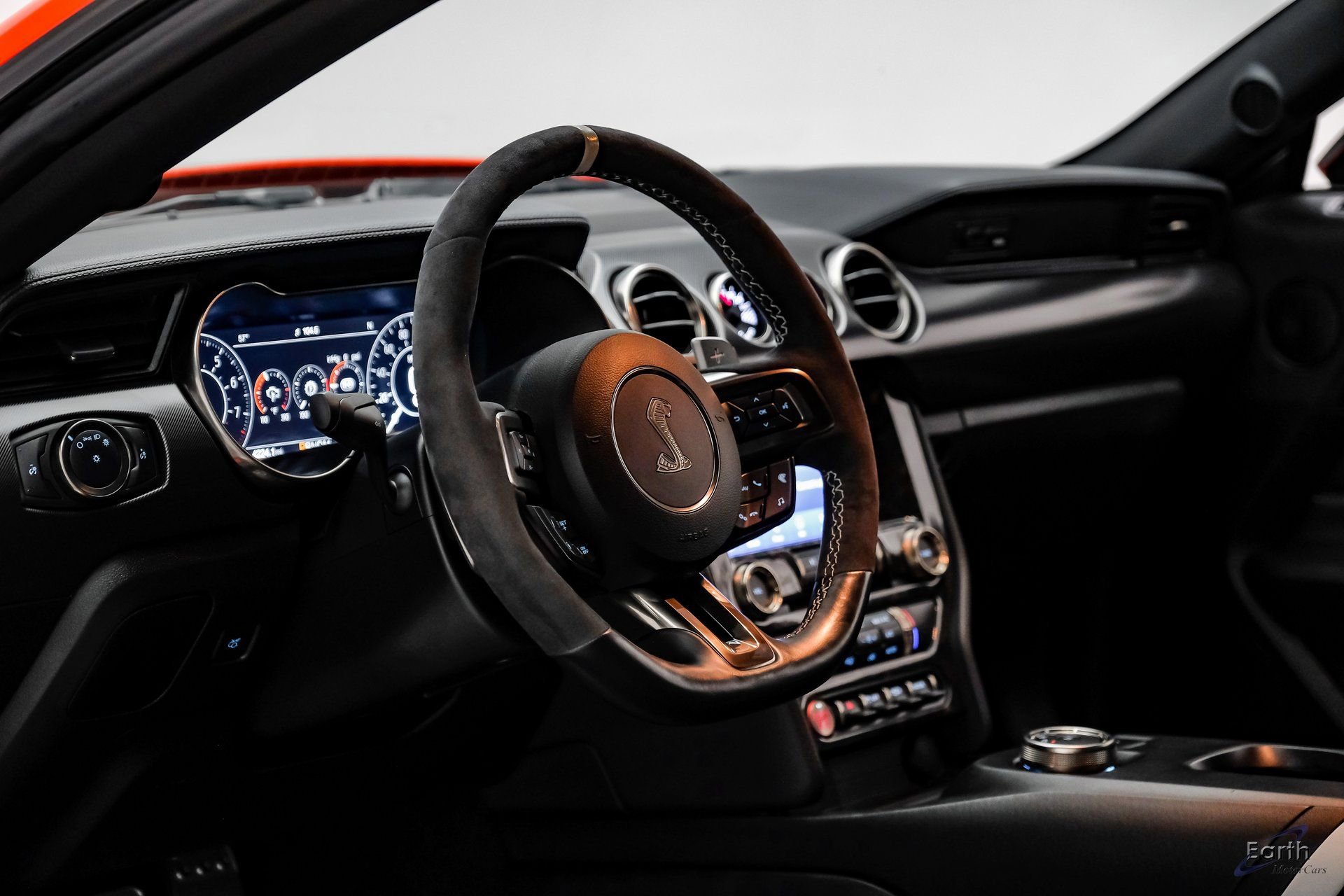 Used 2022 Ford Mustang Shelby GT500 w/ Technology Package image 46