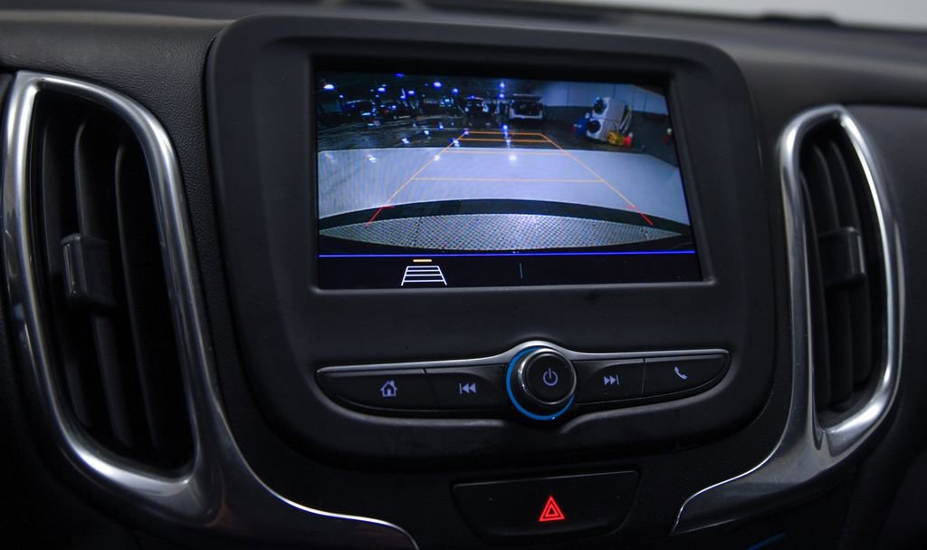 Used 2020 Chevrolet Equinox LT image 19