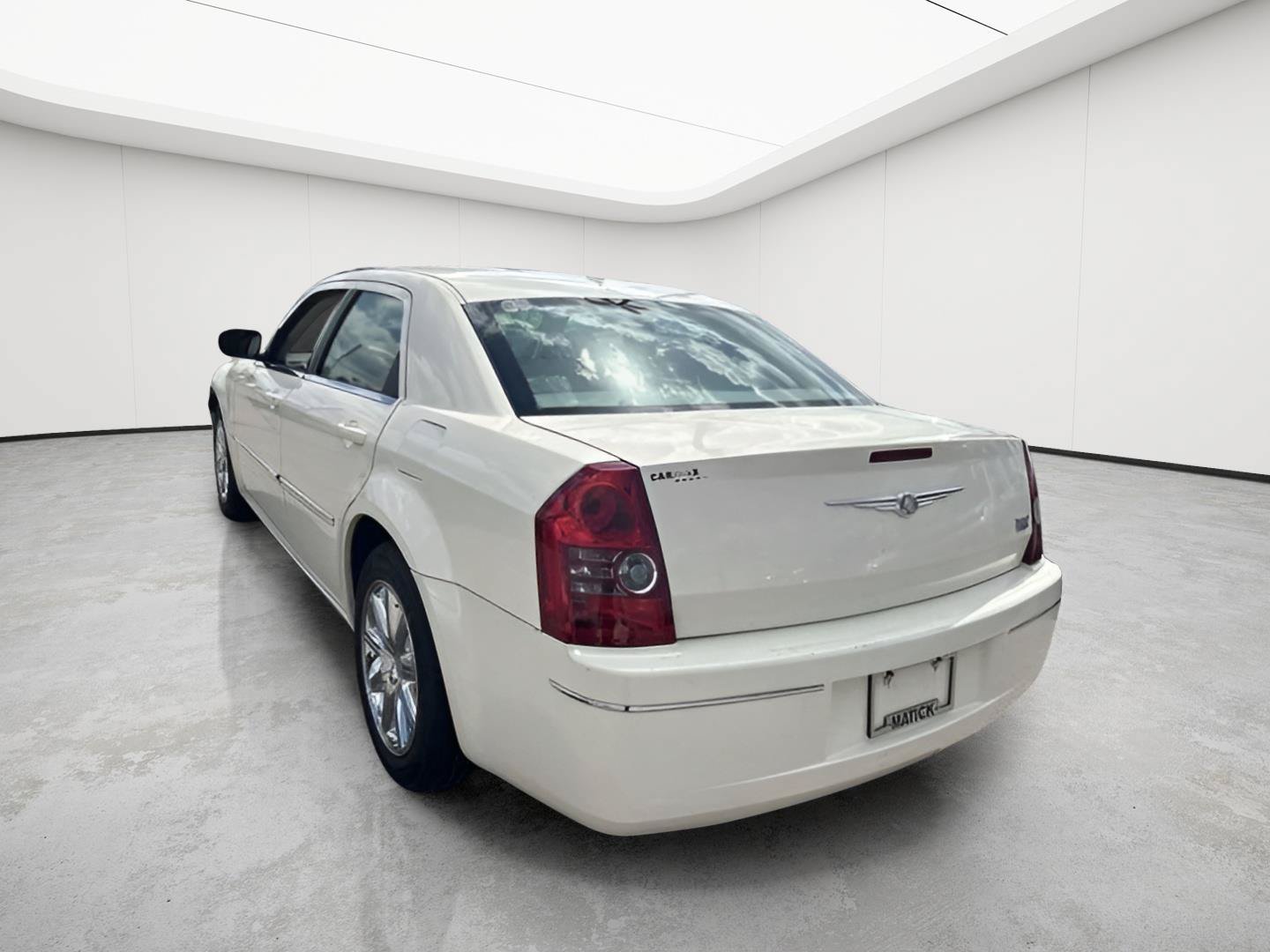 Used 2008 Chrysler 300 Touring RWD image 5