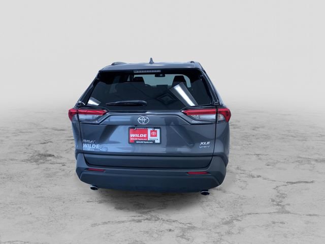Used 2025 Toyota RAV4 XLE image 9