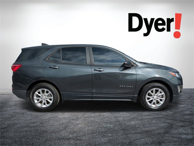 Used 2021 Chevrolet Equinox LS image 2