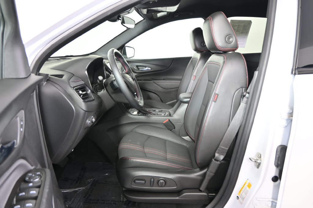 Used 2023 Chevrolet Equinox RS AWD/4WD image 20