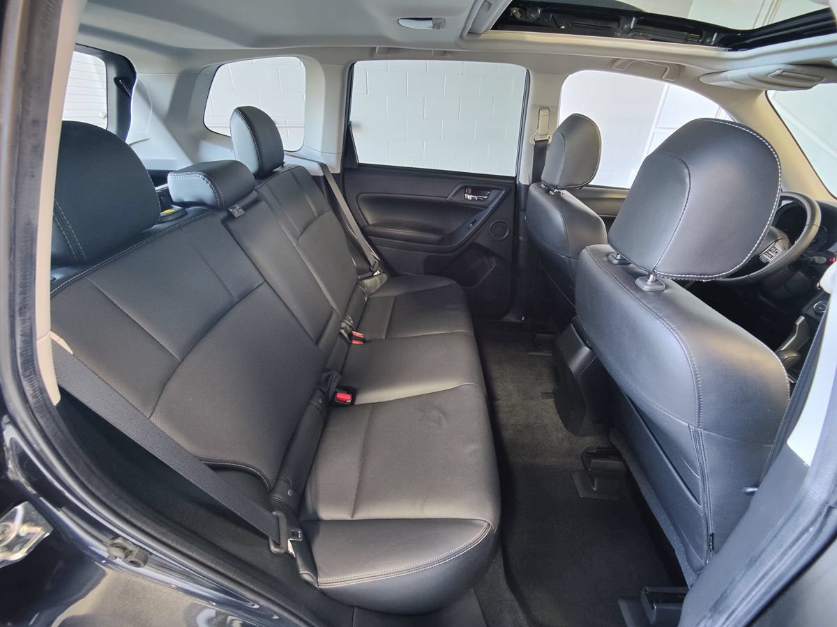 Used 2015 Subaru Forester 2.0XT Touring w/ Eyesight & Navigation System AWD/4WD image 16
