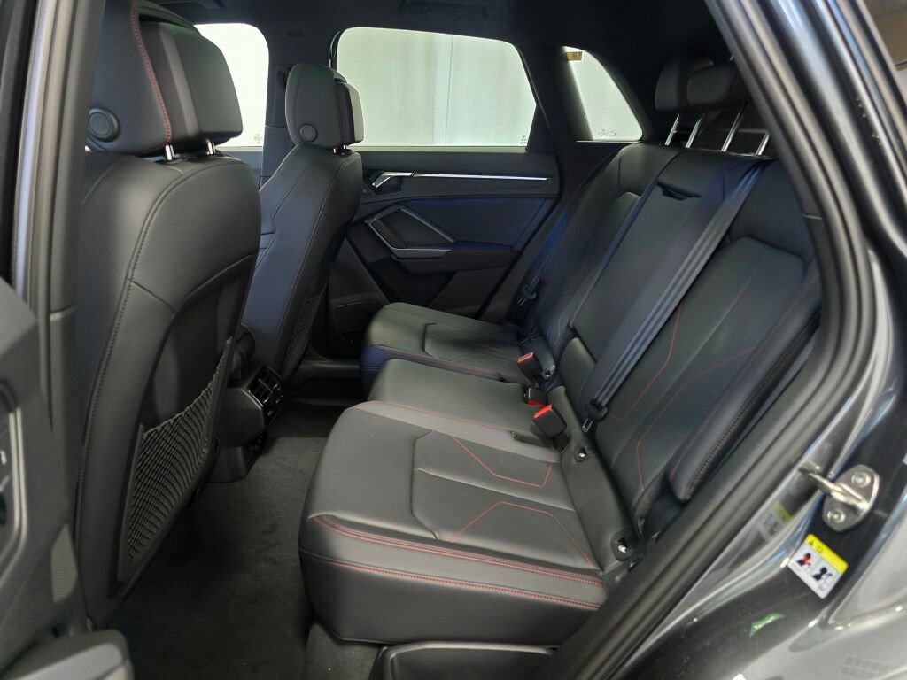 New 2025 Audi Q3 2.0T Premium Plus image 18