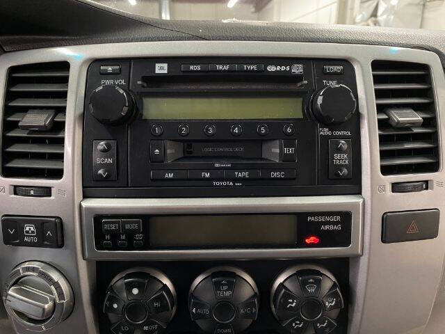 Used 2005 Toyota 4Runner SR5 image 27
