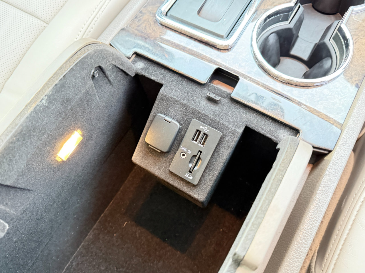 Used 2015 Lincoln Navigator L 4WD image 58