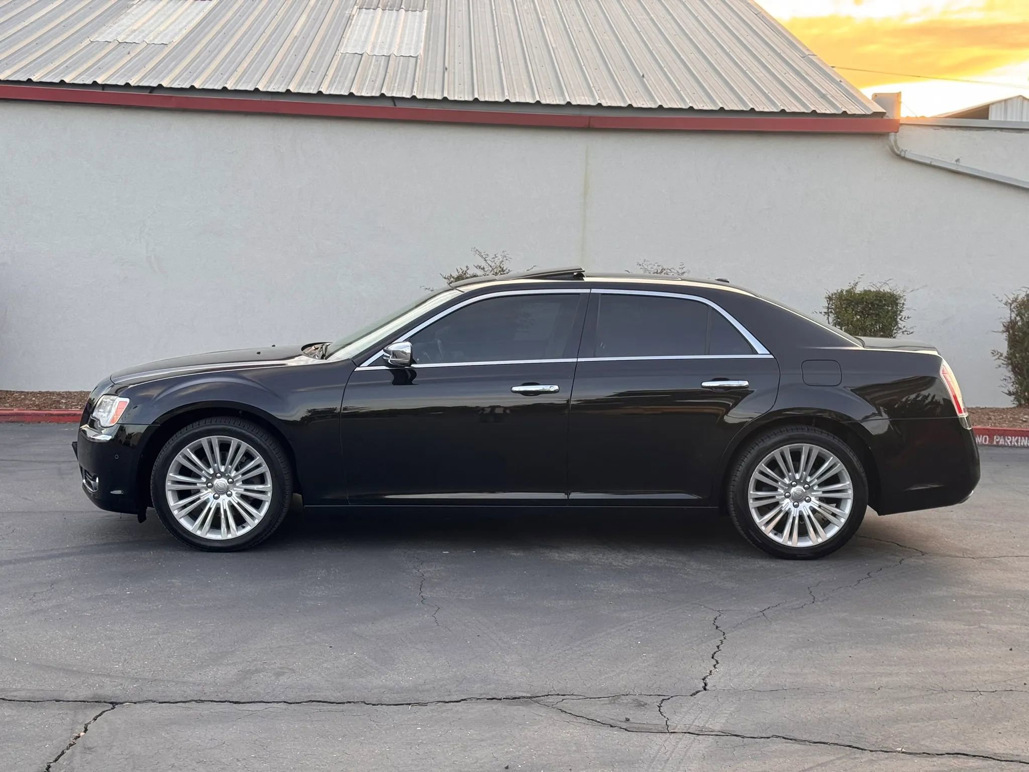 Used 2011 Chrysler 300 C w/ Sound Group RWD image 3