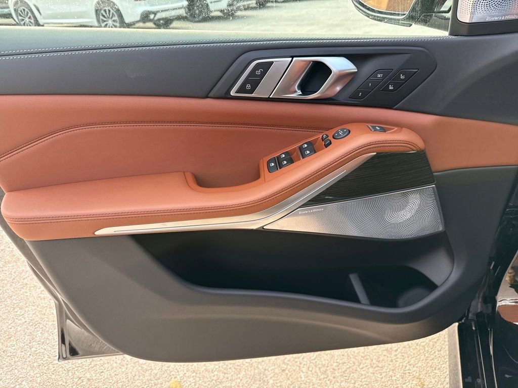 New 2026 BMW X5 M60i image 12