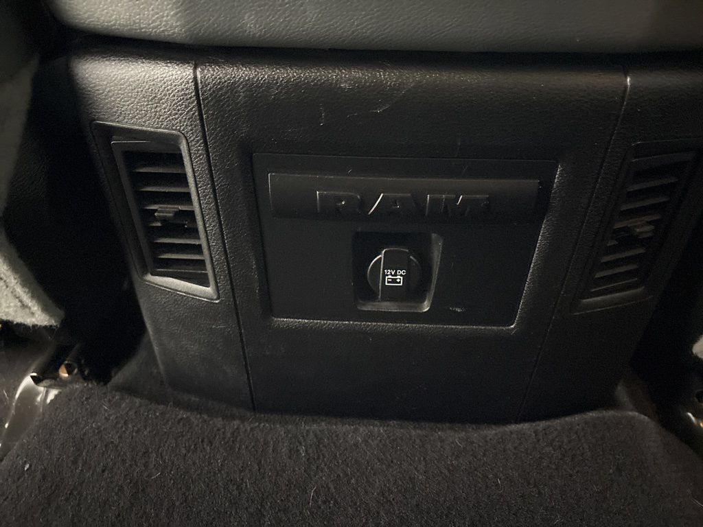 Used 2017 RAM 1500 Big Horn AWD/4WD image 32
