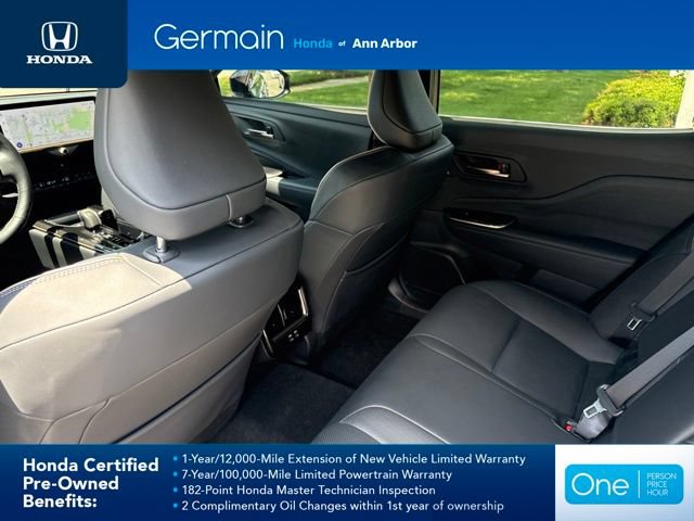 Used 2024 Toyota Crown Platinum AWD/4WD image 13