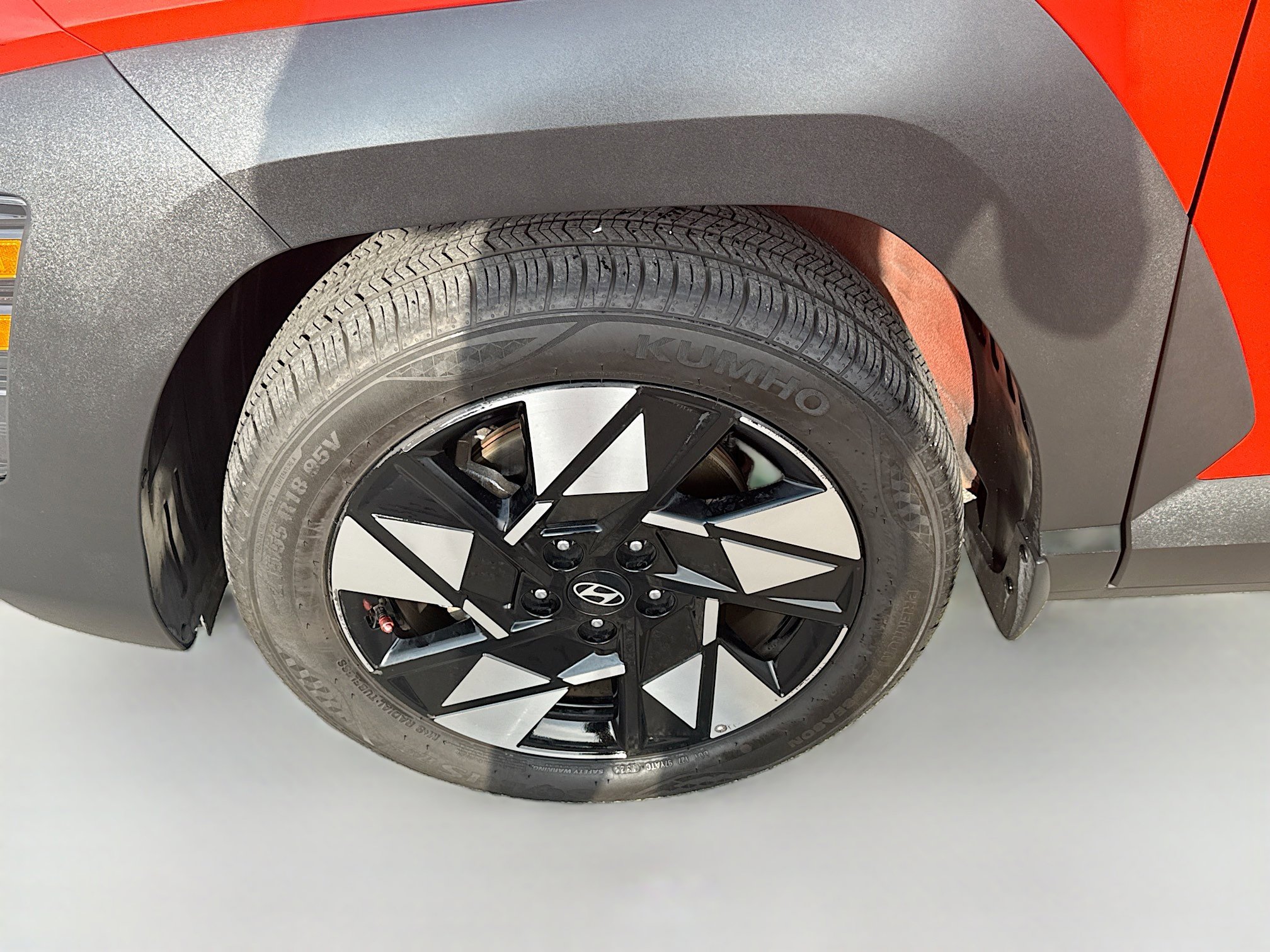 Used 2025 Hyundai Kona SEL image 32