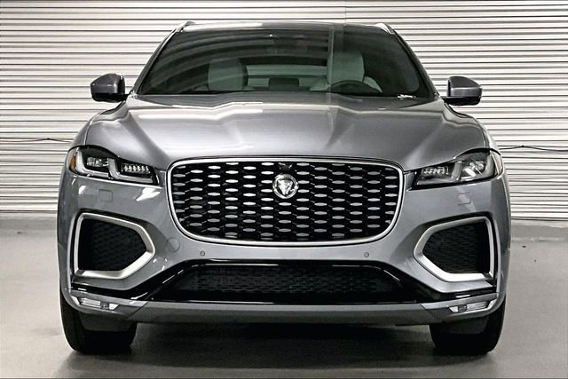 New 2026 Jaguar F-PACE R-Dynamic S image 2