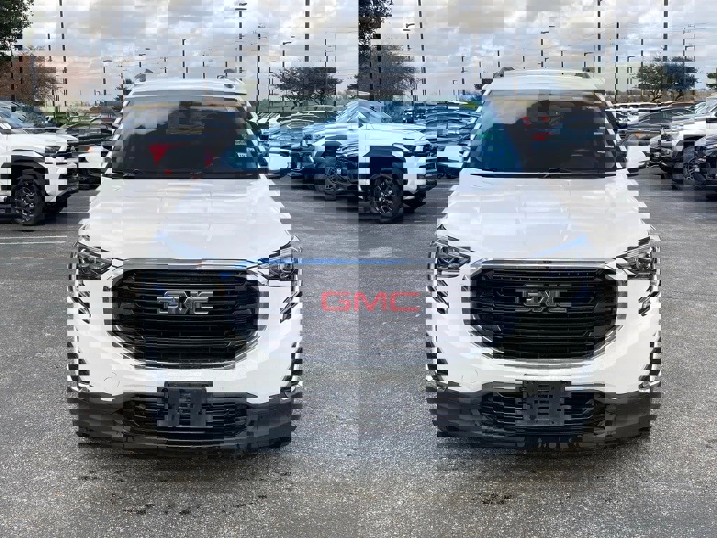 Used 2021 GMC Terrain SLE w/ Driver Convenience Package video 2