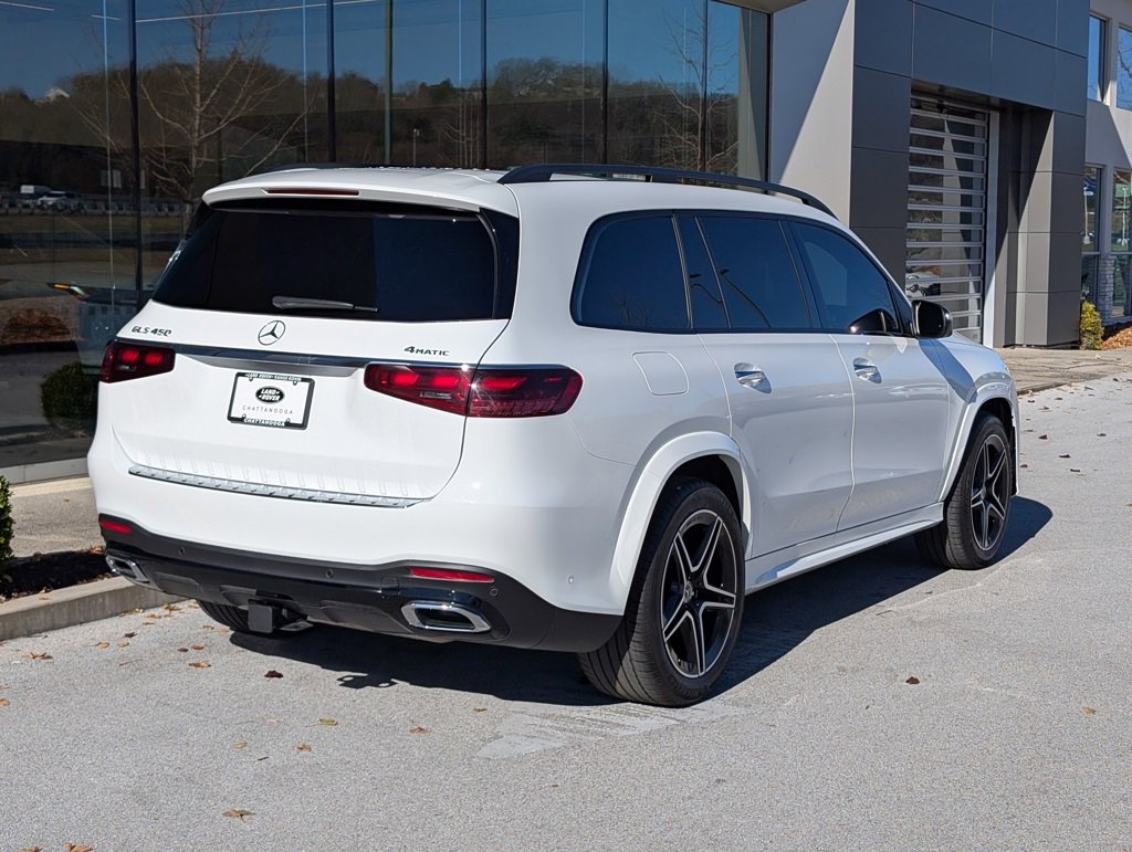Used 2025 Mercedes-Benz GLS 450 4MATIC image 7