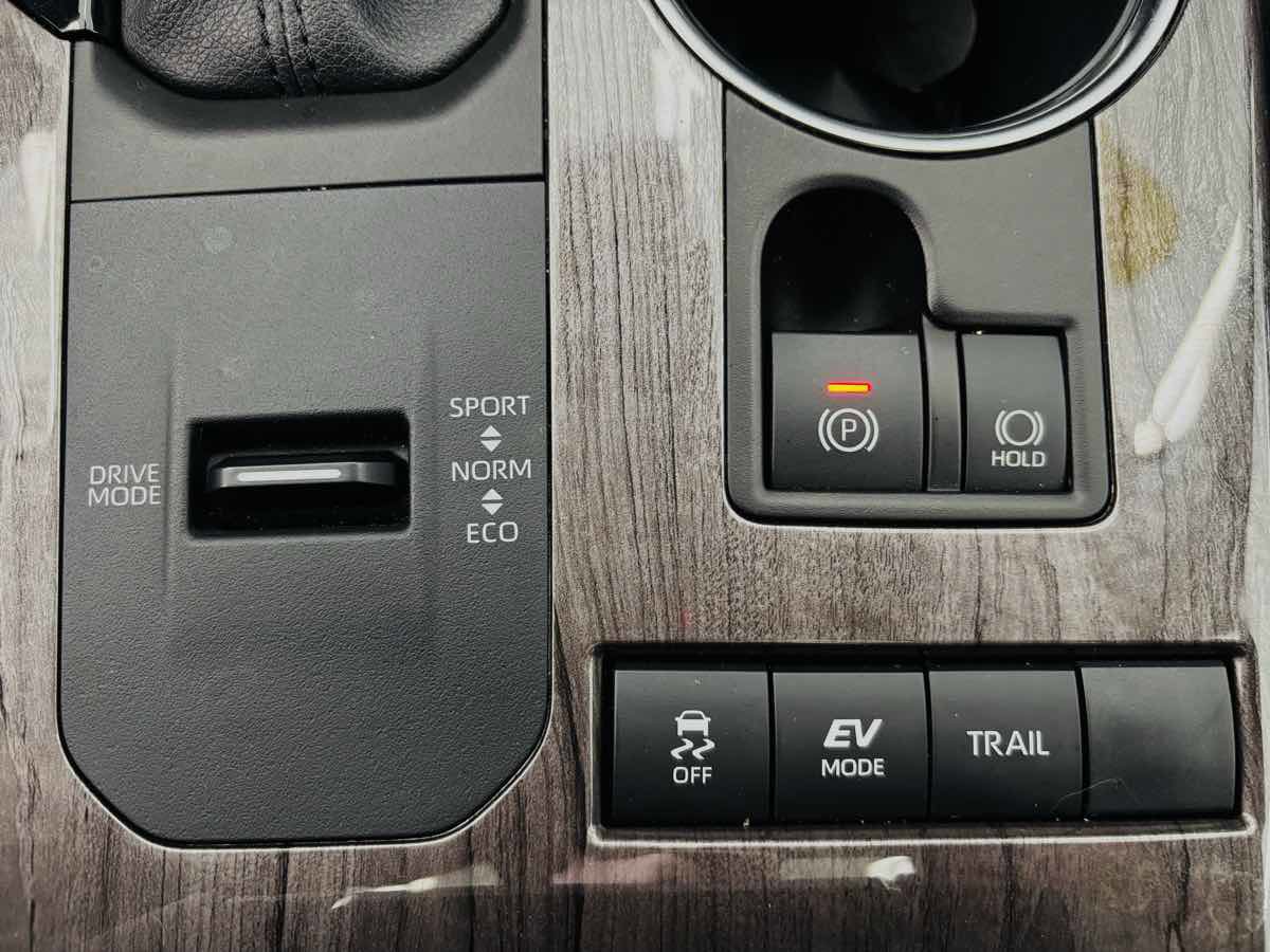Used 2021 Toyota Highlander Platinum AWD/4WD image 56