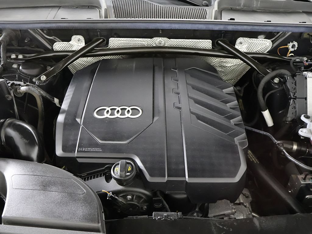 Used 2023 Audi Q5 2.0T Premium w/ Convenience Package AWD/4WD image 18