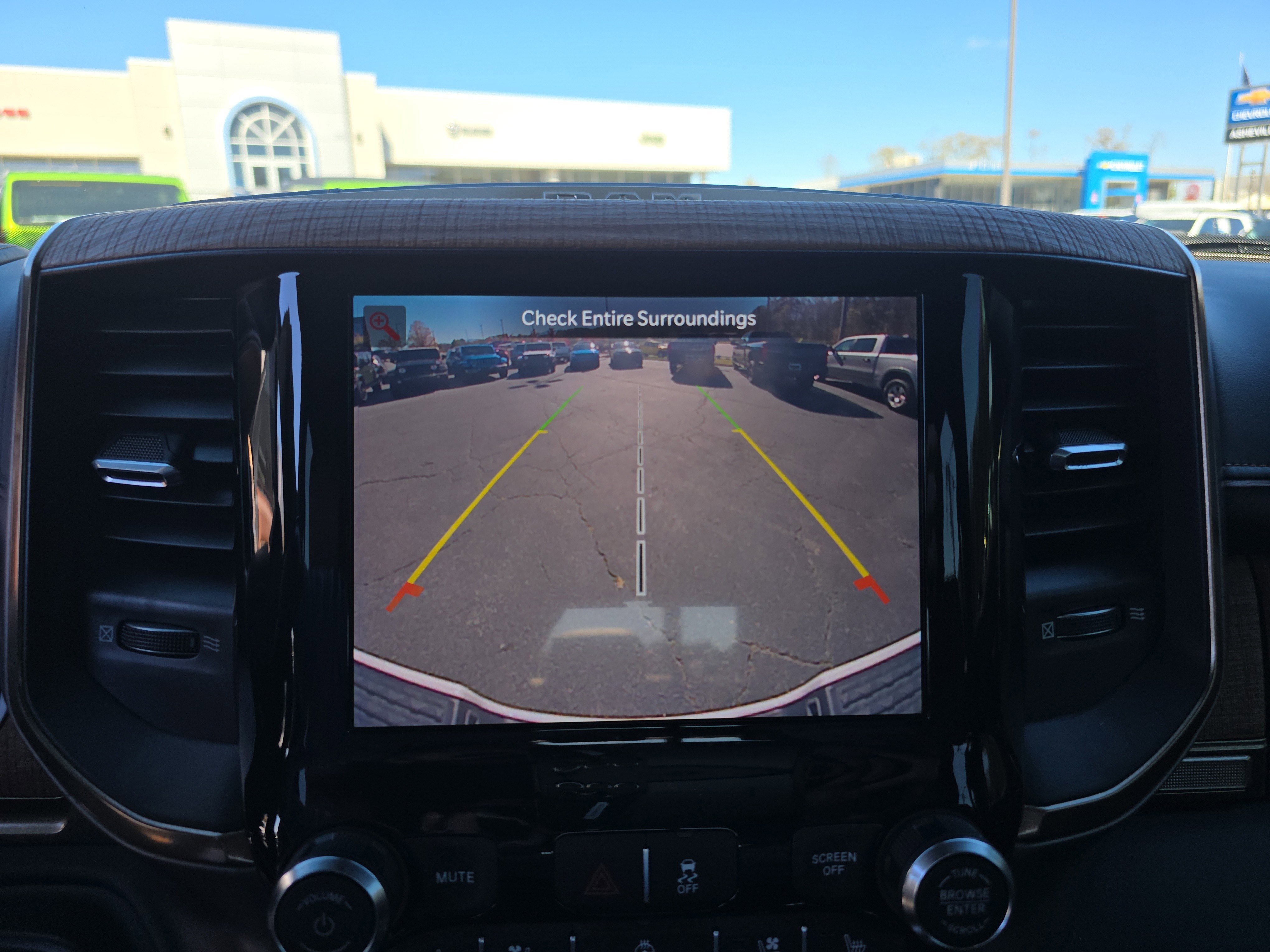 Used 2023 RAM 3500 Limited image 28