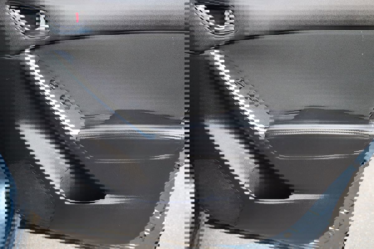 Used 2015 MAZDA CX-5 Touring image 15