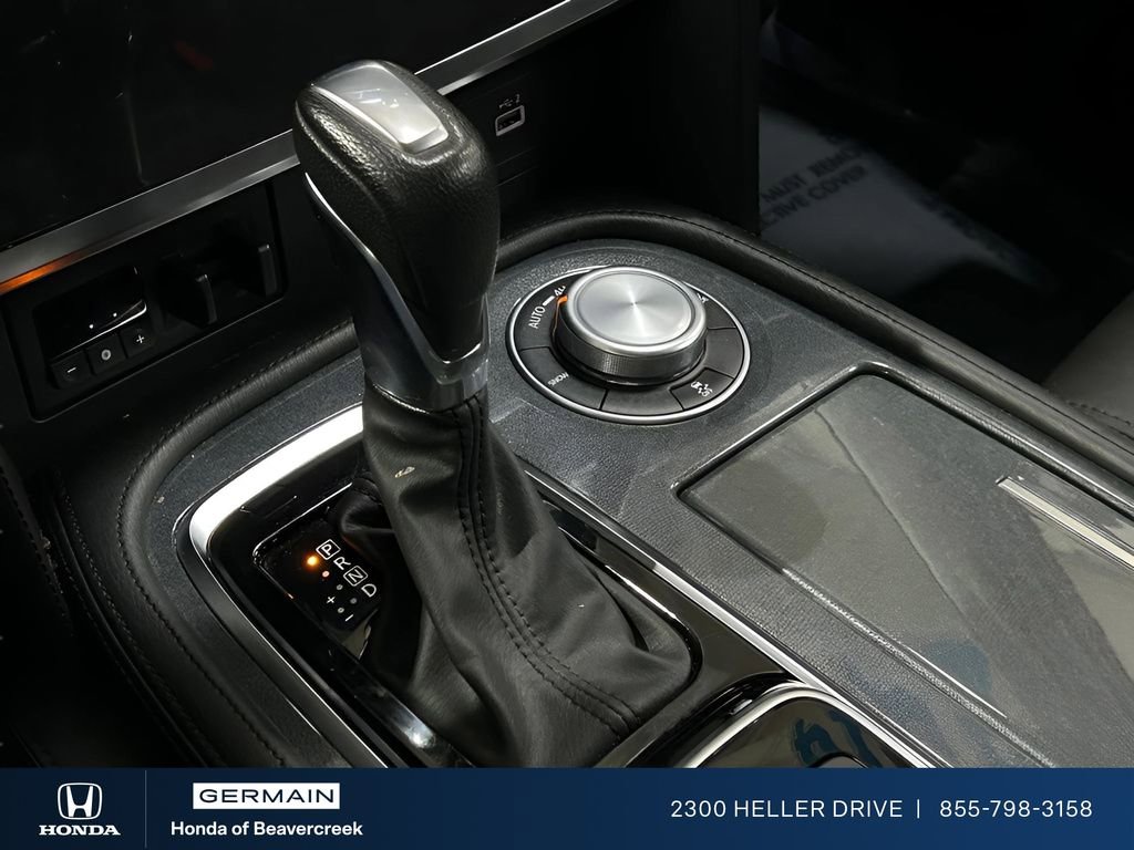 Used 2024 Nissan Armada SV AWD/4WD image 20